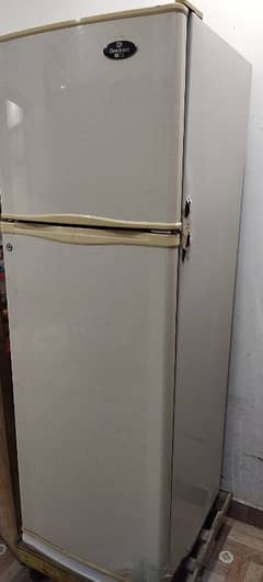 Dowlence Fridge For Sale
