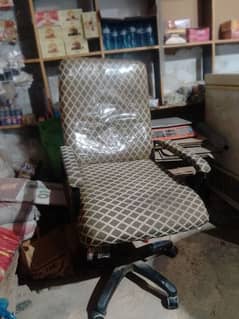 office chair good condition heavy size very comfortable chair