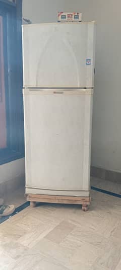Dawlance medium size fridge 03006329891