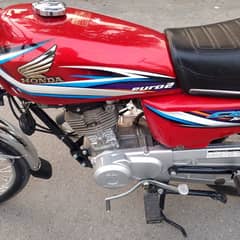 Honda 125 motorcycle 2014 modal urgent for sale Pakistan=03401583039=