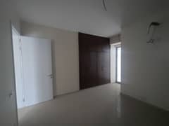 Lucky One Apartment Executive Apartment For Sale