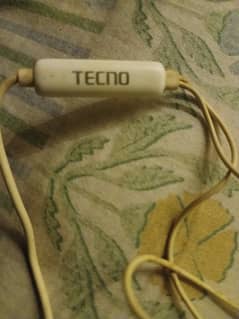 tecno junivene handfree