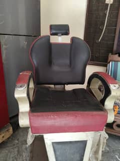 Salon Chair good condition
