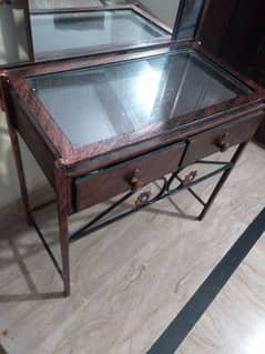 Dressing Table for room 2 draw 1 lock draw