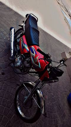 Honda 125 Red Colour