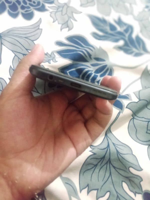 Oppo A5 2020  in neat and clean condition. 5