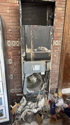 ac cabinet 2ton