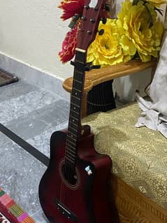 im selling my acoustic guitar whtsap:03129977477