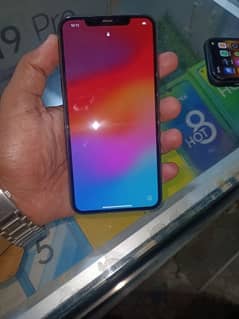 I phone 11 pro max 4/64