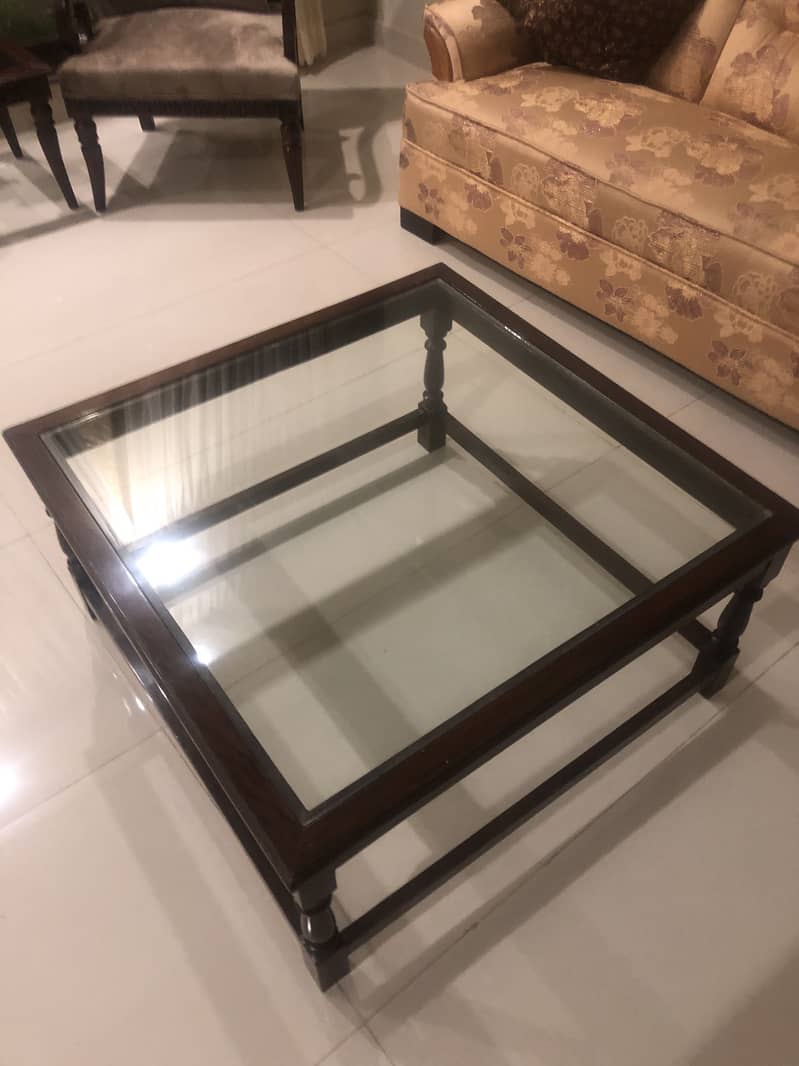 2 sofa side tables and 1 centre table for sale just like new 1