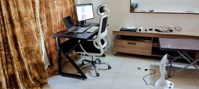 Trendy home office table