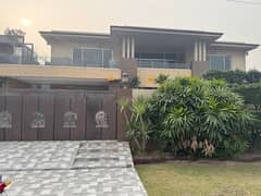 Prime Location In Central Park - Block B 2 Kanal House For sale