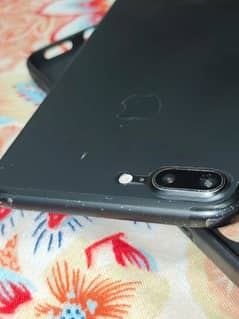 FACTORY UNLOCK NON PTA 128 GB EVERYTHING IS OKAY  I PHONE 7 PLUS