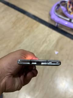 Docomo R6 Aquas