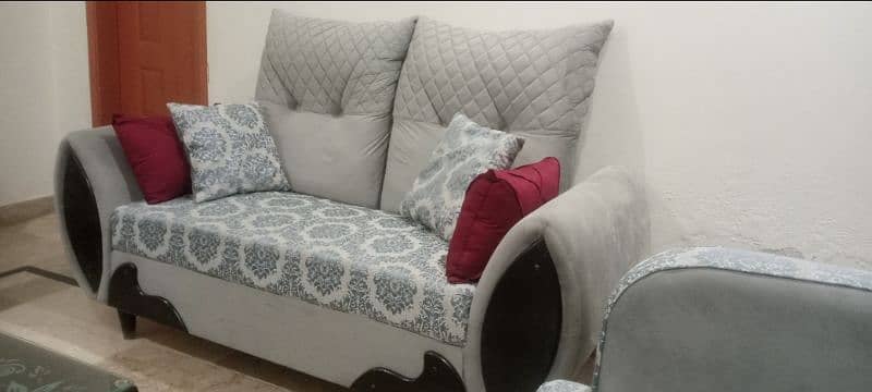 Sofa set with center table 3