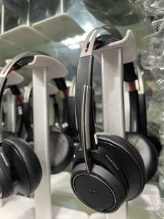Plantronic