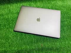 MacBook Pro core i9, 2019, 32/512