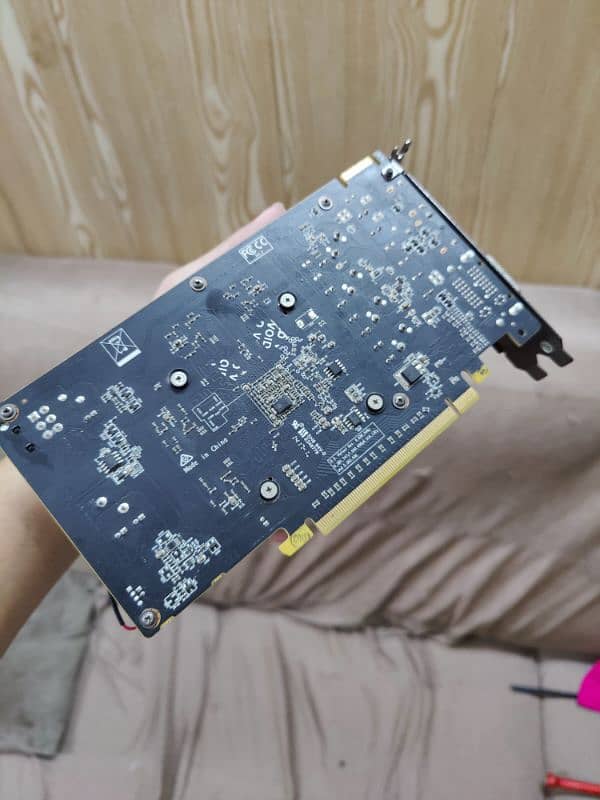 Amd R7 260x 2gb gddr5 graphic card XFX dual fan edition 5