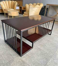Table/center table/furniture