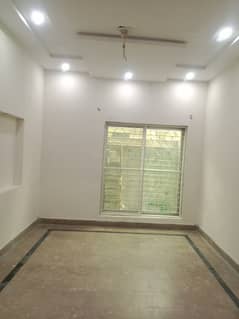 10 MARLA 1ST FLOOR FOR RENT WITH GAS