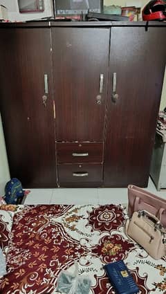 3 Wardrobe