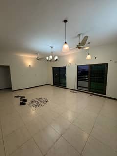 3 Bedroom Neat & Clean Apartment For Rent