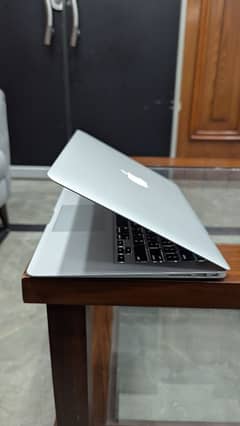 MacBook