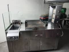 16 leetr fryer and 2×2 hote plate and shoarma heater