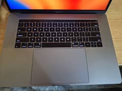 Macbook pro 2017 core i7