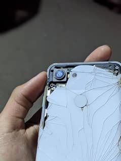 Pixel 3 for sale urgent back crack ha read description