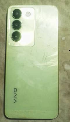Vivo y100