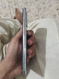 Vivo V19 mobile with box and original charger.