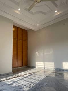 Beautiful GROUND PORTION FOR RENT, 7 Marla 2 Bedroom House for Rent in River Garden ) Gas Avlb ) Prime Location This House ONLY Walking Distance Islamabad Express Highway :