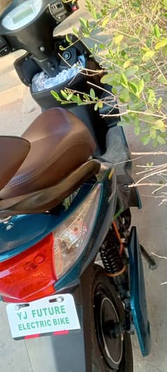 electric Scooty for sale