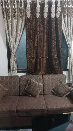 Comfortable sofa set (made up. of master molty foam)