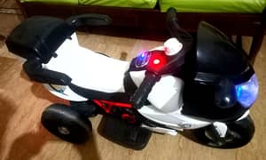 kids havey bike unique design with dual motor ( All ok) 03228440337