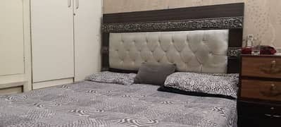 king bed