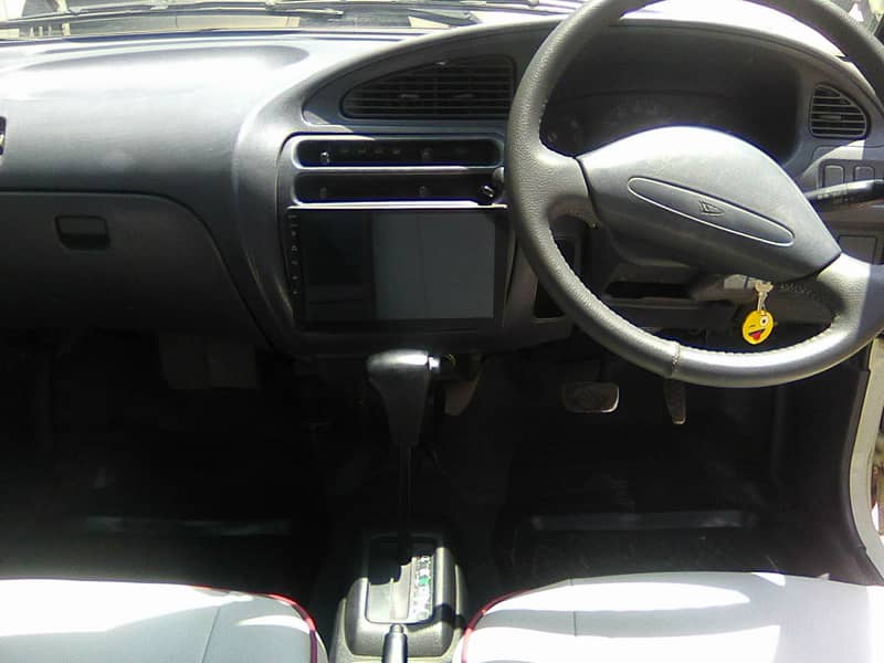 DAIHATSU CUORE CX AT MODEL 2006 WHITE COLOUR VERY GOOD CONDITION 9