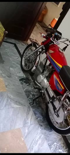 Honda 125 2012 model Totel janman Saman ma restor hai price final hai