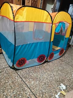 Tent house for kids with balls