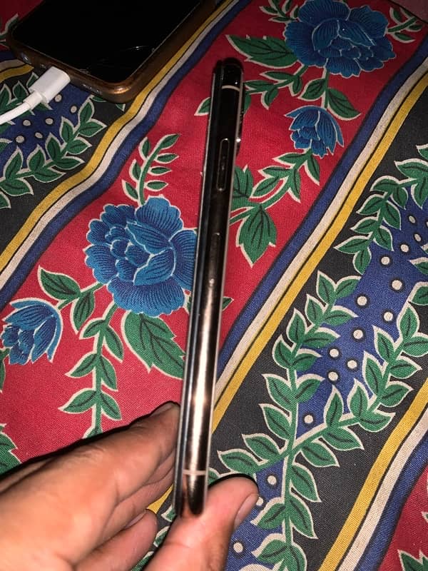 iPhone XS non pta  factory unlock  exchange possible 2