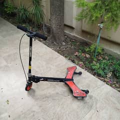 razor power wing 3 wheel scooty