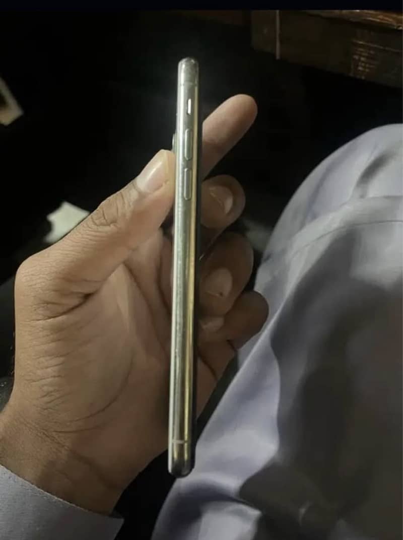 Iphone X  256 memory condition 10/10 1
