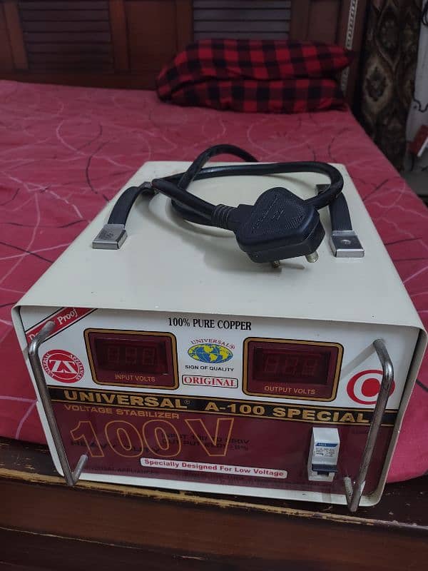 universal A-100 input 100v output 220v 4