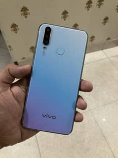 vivo y17 8 256 All ok