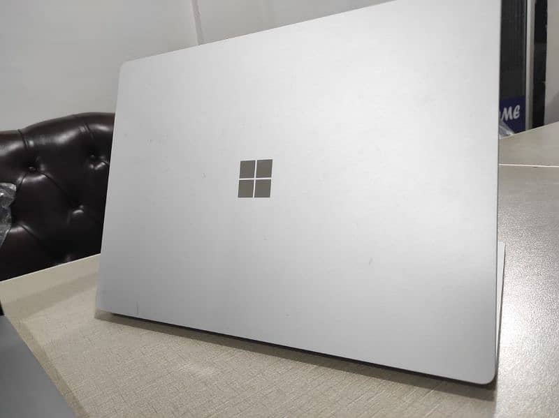 Microsoft surface pro 3 titanium  Processor: Intel Core i5 10th Gen. 6