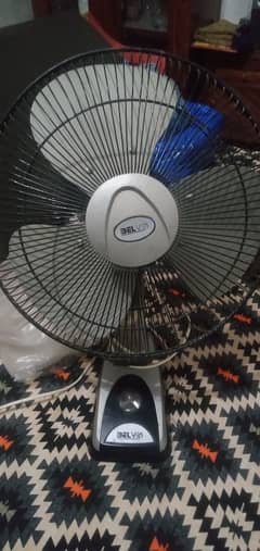 bracket fan