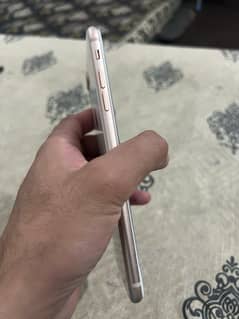 I want to sell this I phone, no exchange, price is firm
