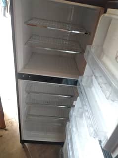 Pel Glass Door 12 cubic Feet non inverter Fridge For Sell