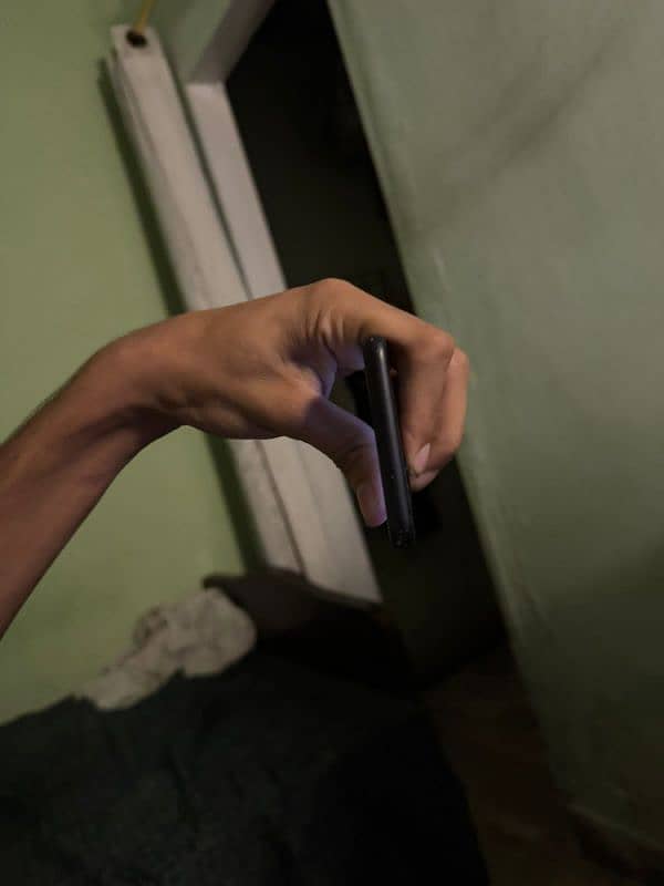 Google pixel 4xl for sale can exchange with iphone and Android 2